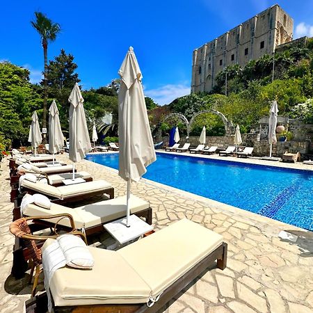 Хостел Bellapais Gardens Екстер'єр фото